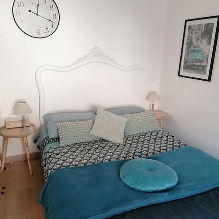 Charmant Logement En Plein Centre De Macon Apartamento Exterior foto
