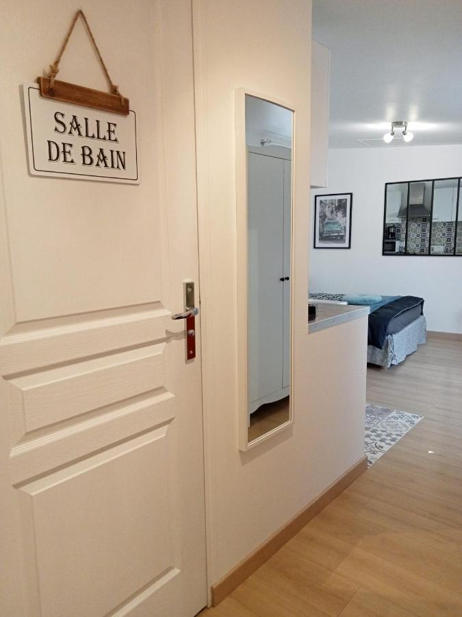 Charmant Logement En Plein Centre De Macon Apartamento Exterior foto